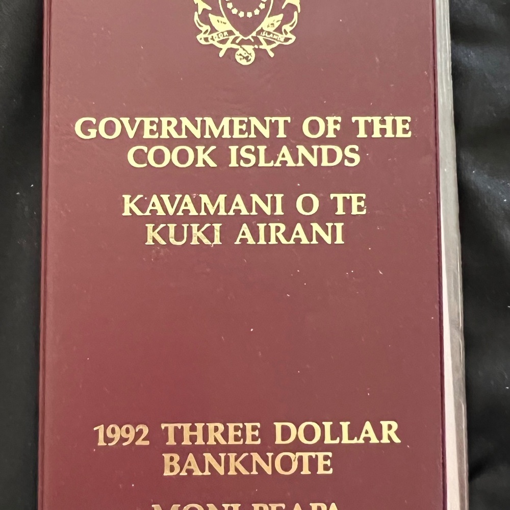 Cook Island $3 dollar uncirculated 1992 Banknote
